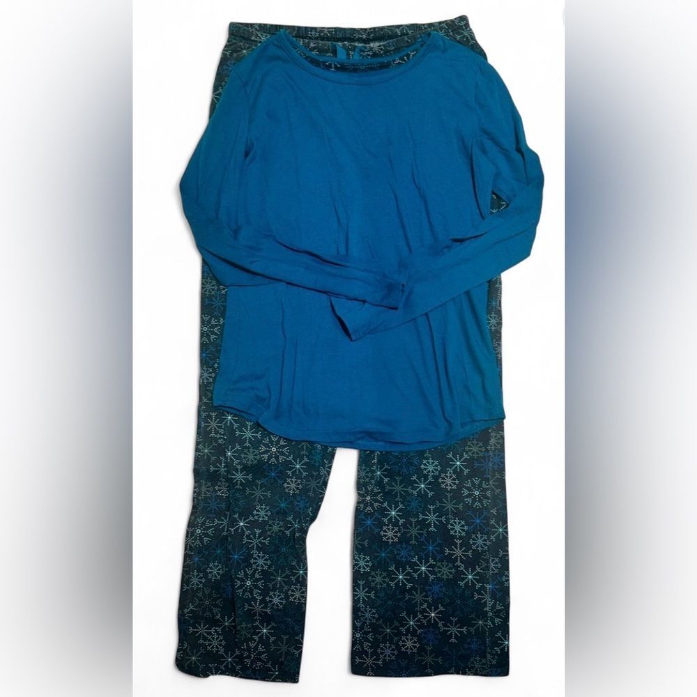 Gilligan & O'Malley Teal and Navy Pajama Set